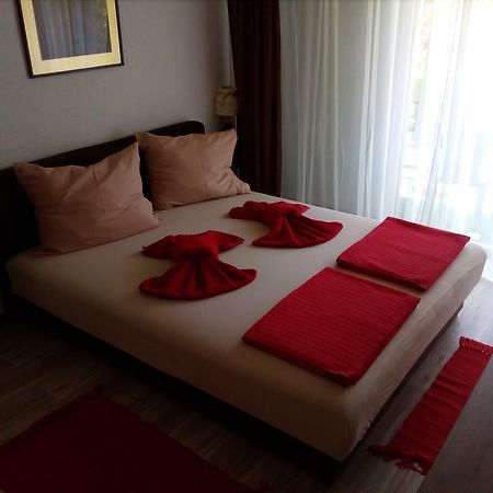 Apartments Victoria 022 เวิร์ดนิค ภายนอก รูปภาพ
